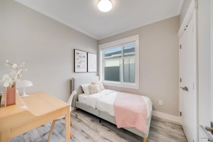 Mudroom Photo of 15 9560 Alexandra Road, Richmond, BC
