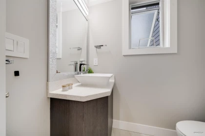 Powder Room Photo of 15 9560 Alexandra Road, Richmond, BC