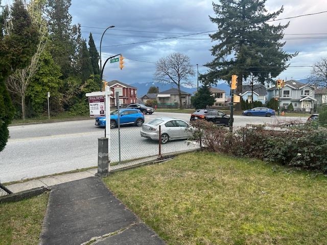 Breakfast Nook Photo of 4542 Joyce Street, Vancouver, BC