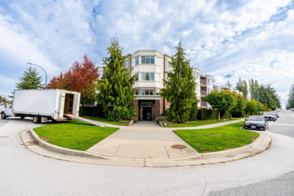 PH4 15357 Roper Avenue, White Rock, BC, White Rock — Apartment/Condo for sale