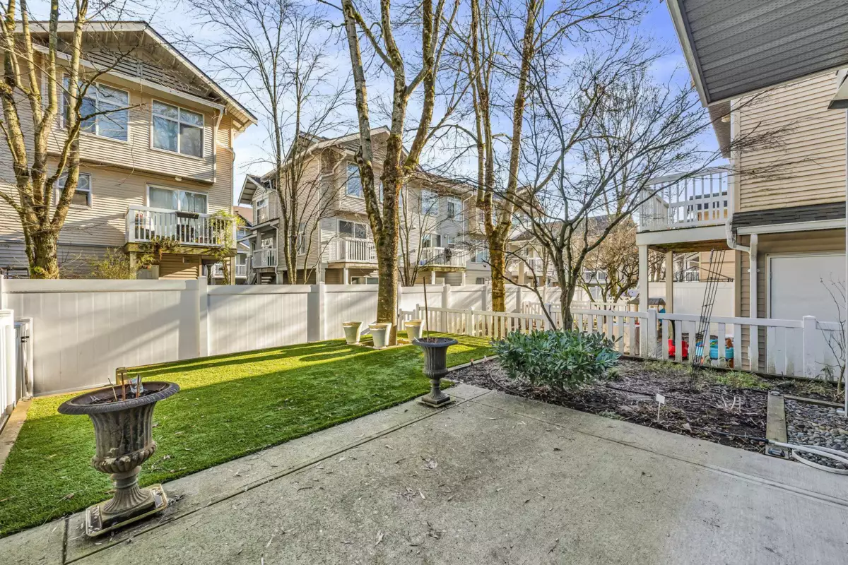 Garden / Landscaping Photo of 4 7179 201 Street, Langley, BC