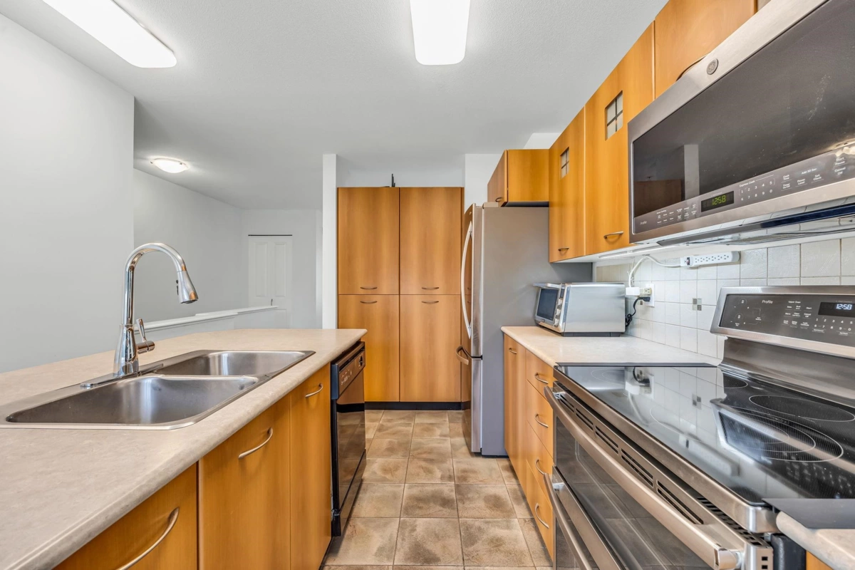 Primary Bedroom Photo of 4 7179 201 Street, Langley, BC