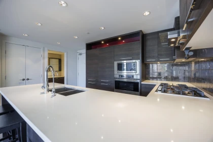 310 7468 Lansdowne Road, Richmond, BC, Richmond — Townhouse for sale