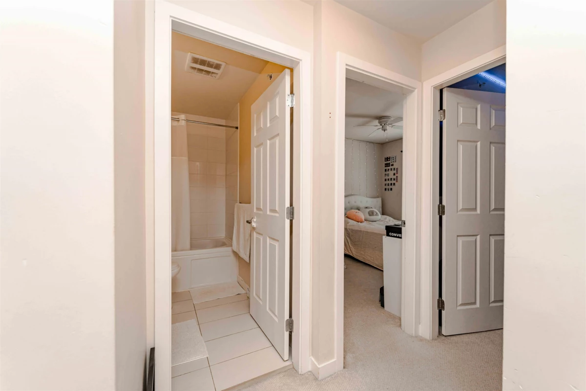 Backyard Photo of 216 32083 Hillcrest Avenue, Abbotsford, BC