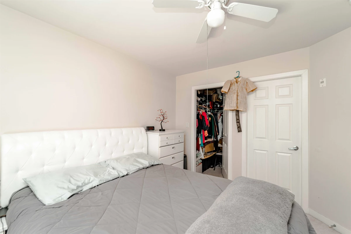 Mudroom Photo of 216 32083 Hillcrest Avenue, Abbotsford, BC