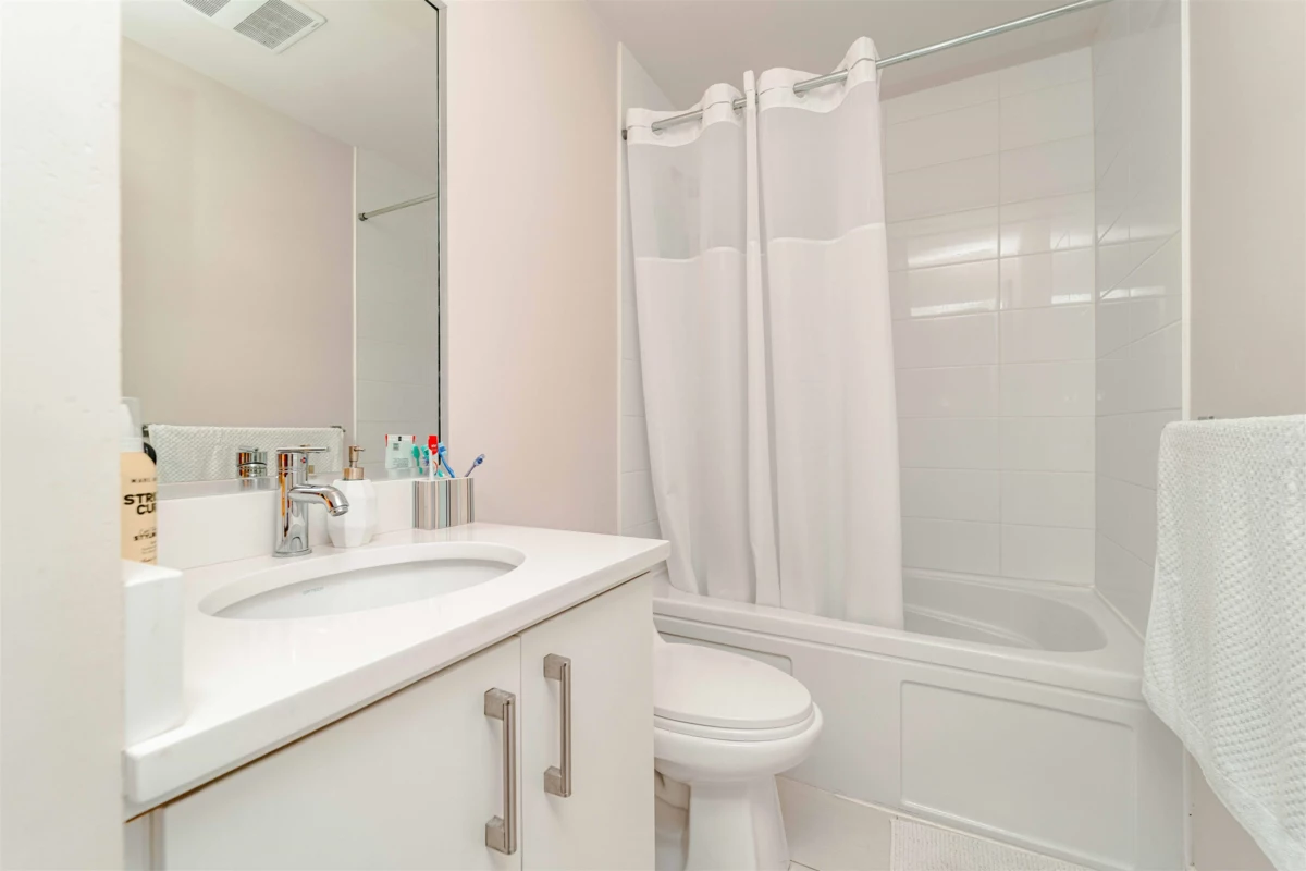 Outdoor Deck Photo of 216 32083 Hillcrest Avenue, Abbotsford, BC