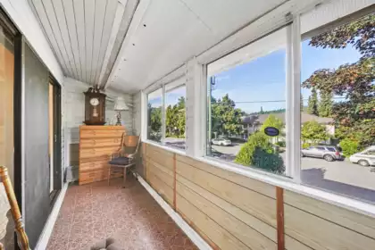 Outdoor Deck Photo of 567 Clare Avenue, Burnaby, BC