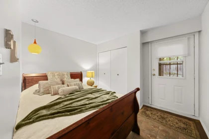 Primary Bedroom Photo of 567 Clare Avenue, Burnaby, BC