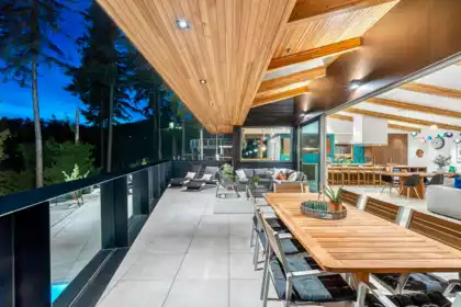 Basement Recreation Room Photo of 3823 Bayridge Avenue, West Vancouver, BC