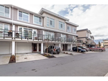 35 8413 Midtown Way, Chilliwack, BC, Chilliwack — Townhouse for sale