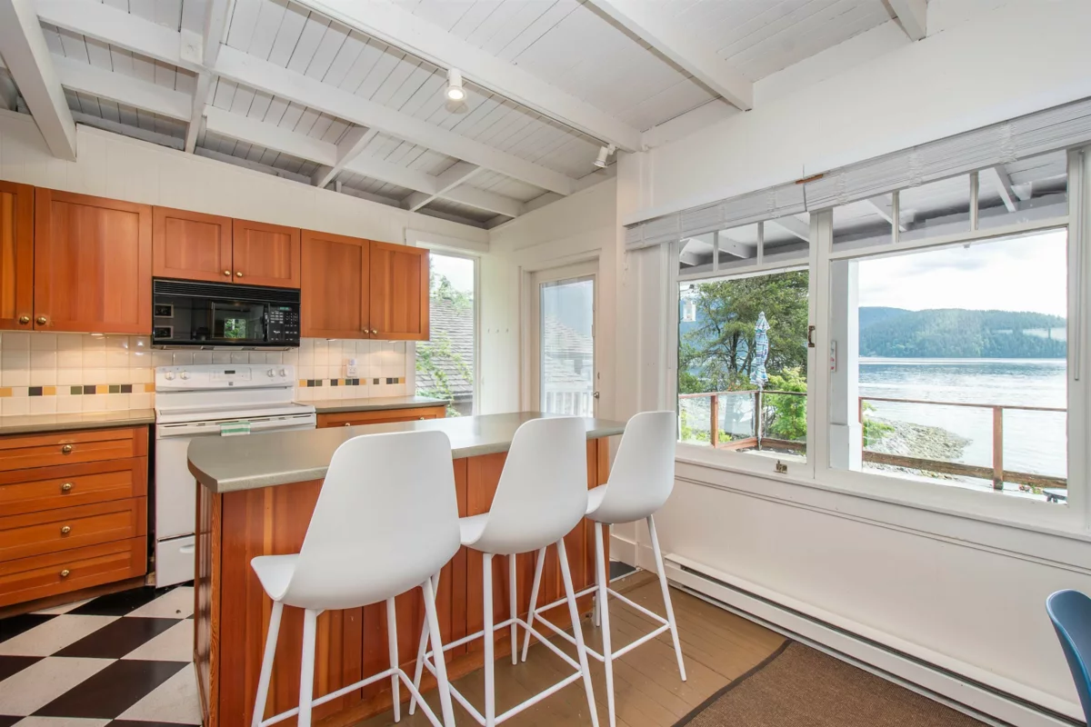 Breakfast Nook Photo of 5293 Indian River Drive, North Vancouver, BC