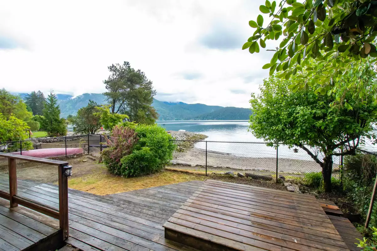 Mudroom Photo of 5293 Indian River Drive, North Vancouver, BC