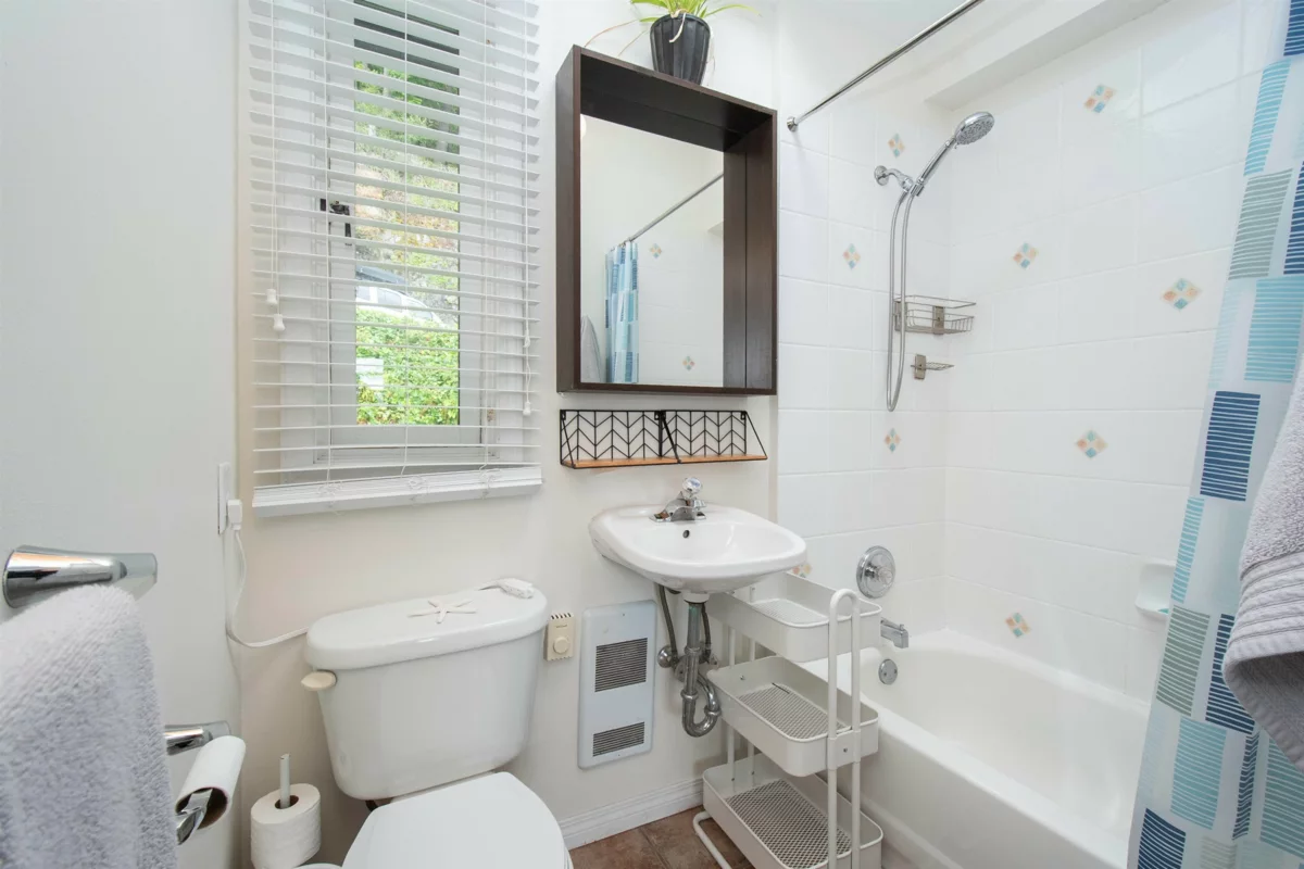 Powder Room Photo of 5293 Indian River Drive, North Vancouver, BC