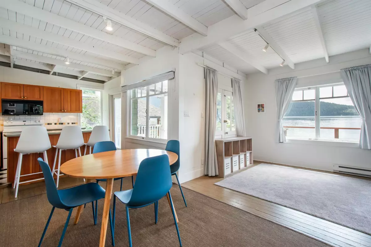 Primary Bathroom Photo of 5293 Indian River Drive, North Vancouver, BC