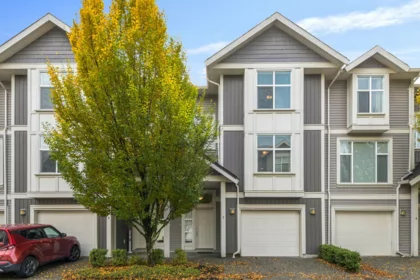 5 9270 Broadway Street, Chilliwack, BC, Chilliwack — Townhouse for sale