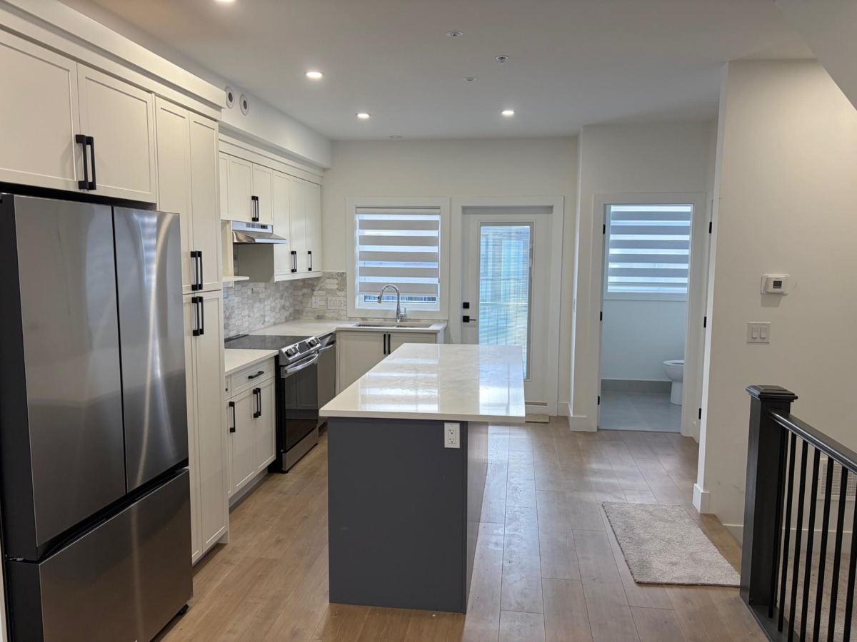 Exterior Rear Photo of 25 32970 Tunbridge Avenue, Mission, BC