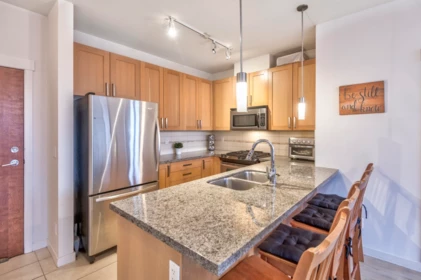 Kitchen Photo of 410 15918 26 Avenue, Surrey, BC