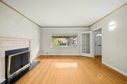 555 W 19th Avenue, Vancouver, BC, Vancouver — Single Family Residence for sale