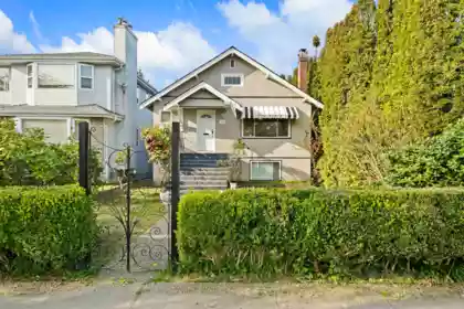 555 W 19th Avenue, Vancouver, BC, Vancouver — Single Family Residence for sale