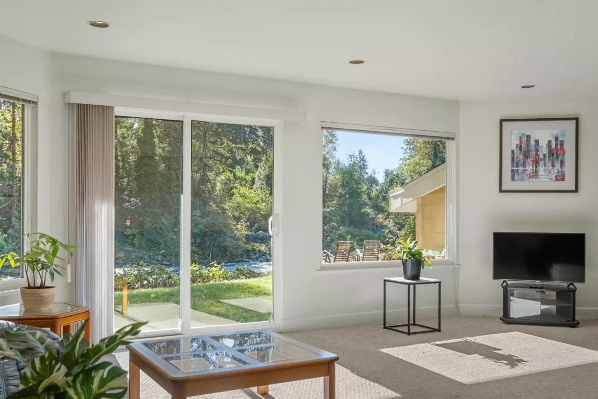 Outdoor Patio Photo of 682 Seymour Boulevard, North Vancouver, BC