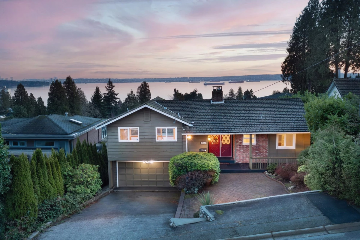Exterior Front Photo of 2558 Mathers Avenue, West Vancouver, BC