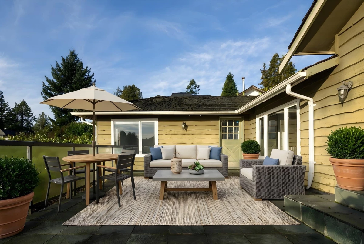 Pantry Photo of 2558 Mathers Avenue, West Vancouver, BC