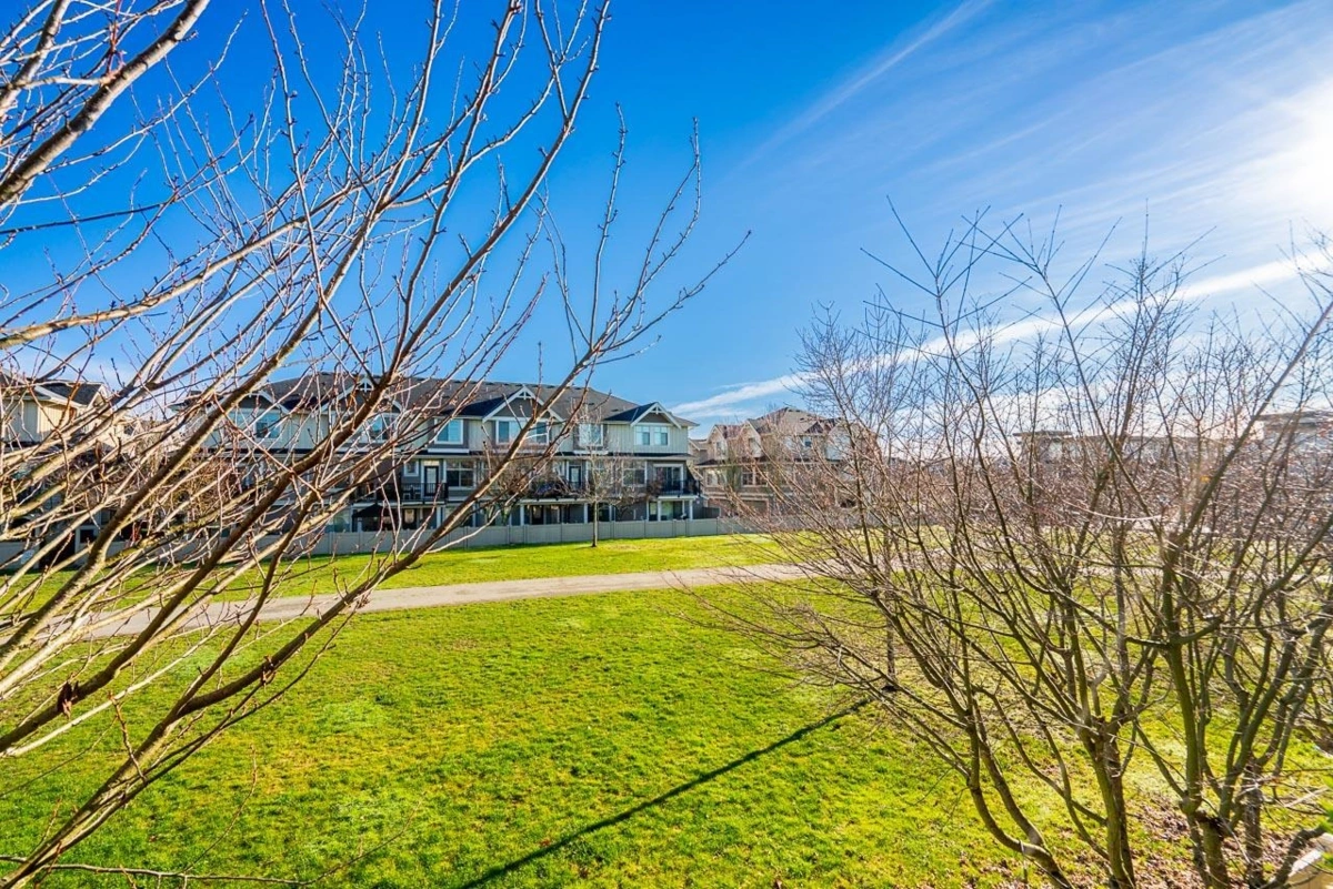 Bedroom 2 Photo of 28 7332 194a Street, Surrey, BC