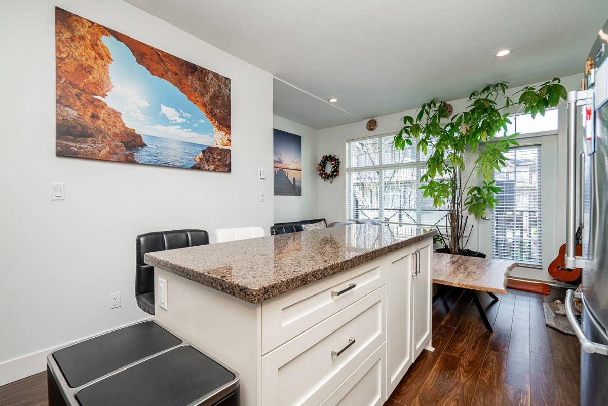 Breakfast Nook Photo of 28 7332 194a Street, Surrey, BC