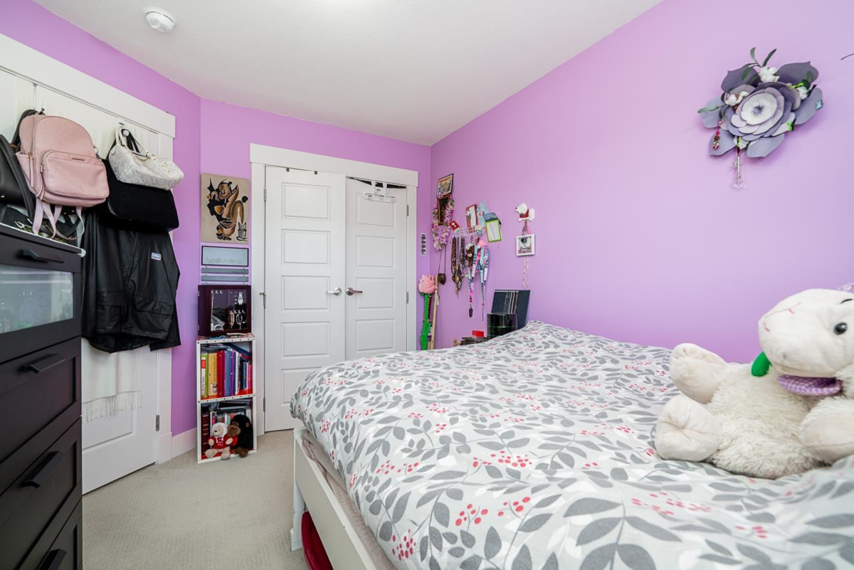 Guest Bathroom Photo of 28 7332 194a Street, Surrey, BC