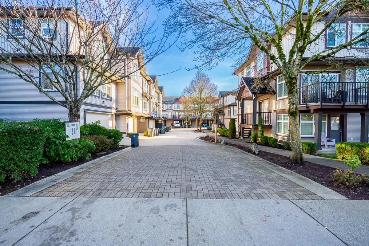 Living Room Photo of 28 7332 194a Street, Surrey, BC