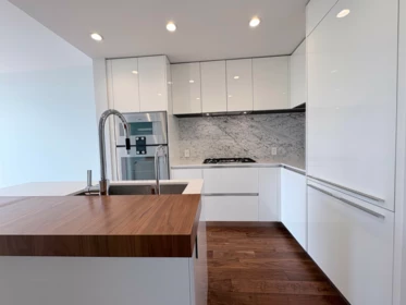 405 389 W 59th Avenue, Vancouver, BC