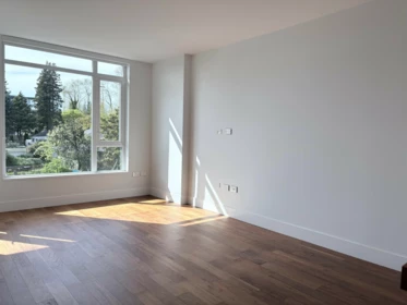 Kitchen Photo of 405 389 W 59th Avenue, Vancouver, BC