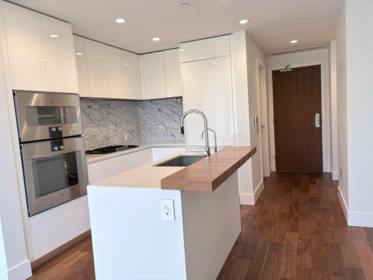 405 389 W 59th Avenue, Vancouver, BC