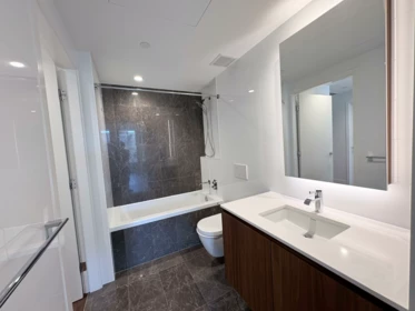 Primary Bedroom Photo of 405 389 W 59th Avenue, Vancouver, BC