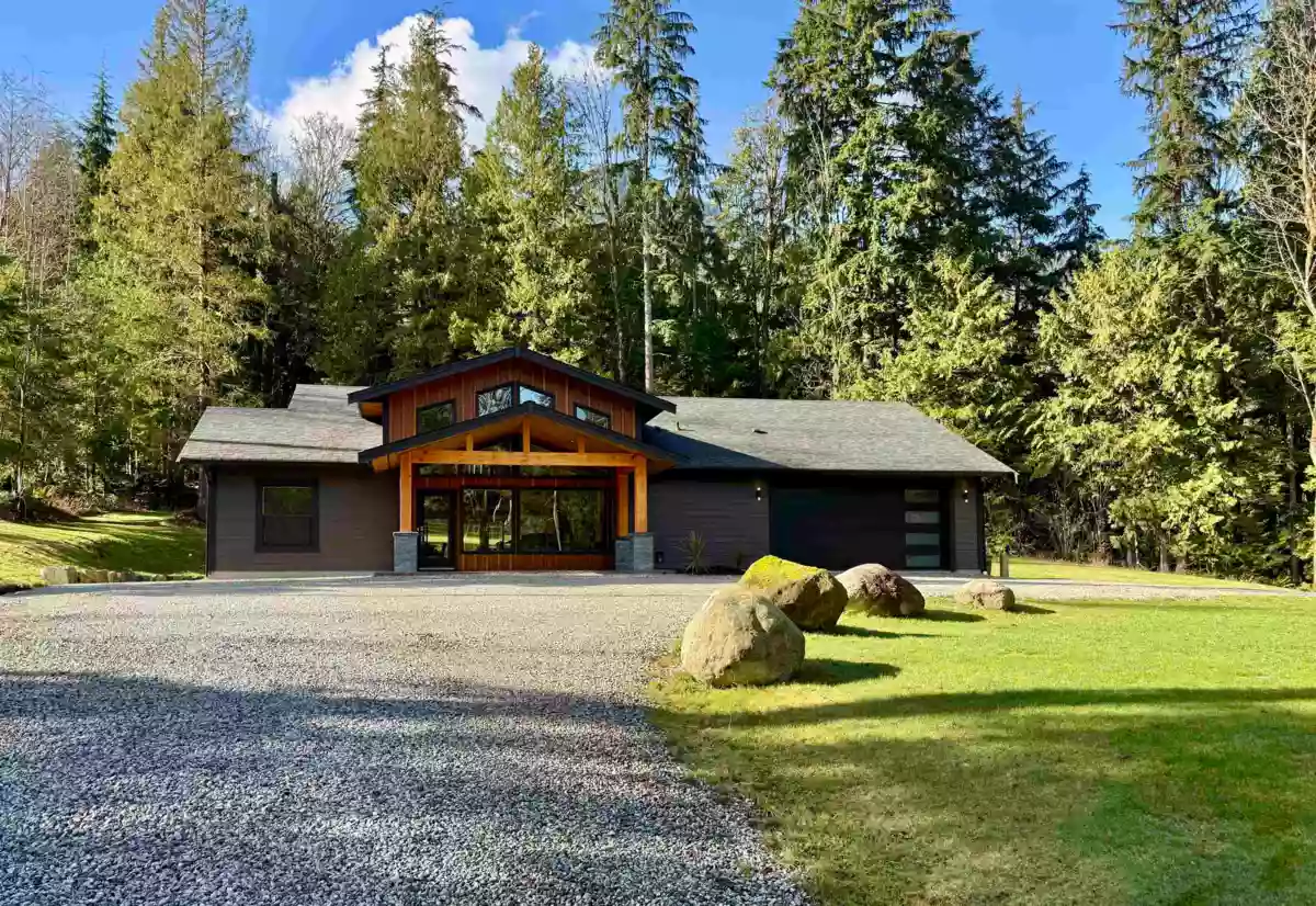 Exterior Front Photo of 2061 Twin Creeks Road, Langdale, BC