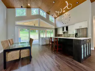 Kitchen Island Photo of 2061 Twin Creeks Road, Langdale, BC