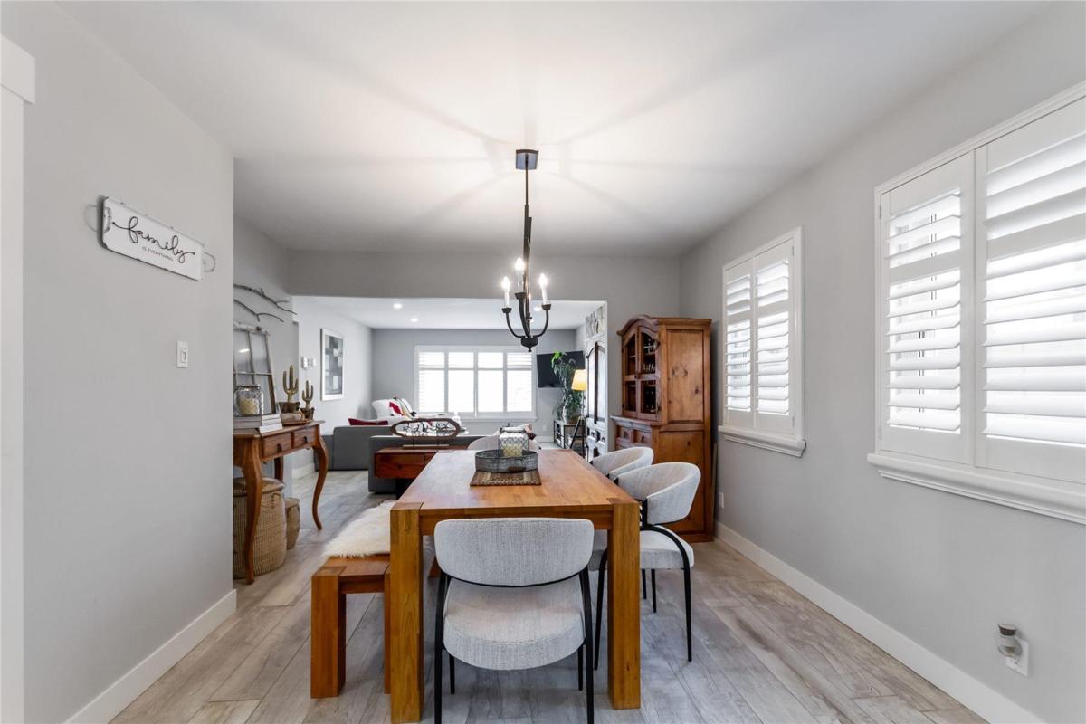 Kitchen Island Photo of 4668 55a Street, Delta, BC