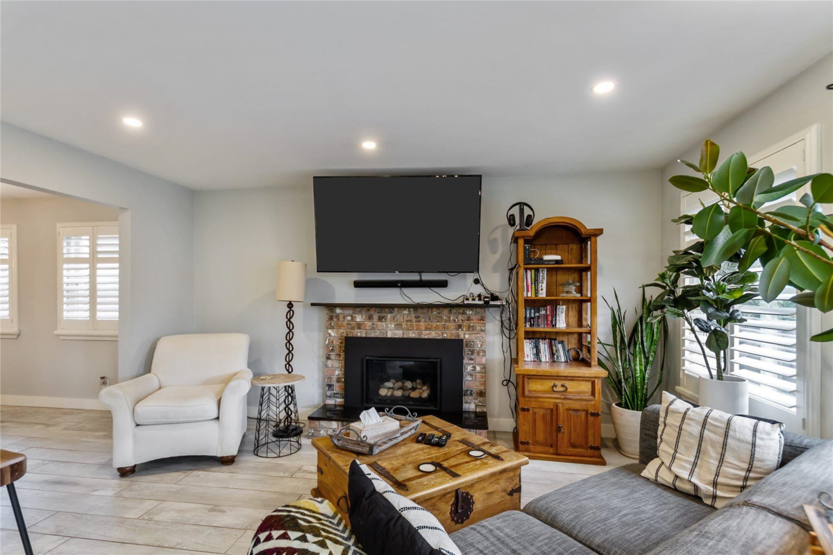 Primary Bathroom Photo of 4668 55a Street, Delta, BC