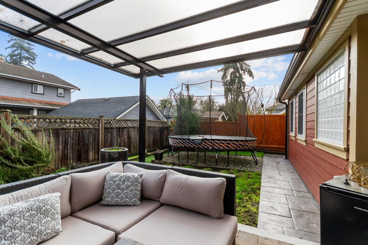 Staircase Photo of 4668 55a Street, Delta, BC