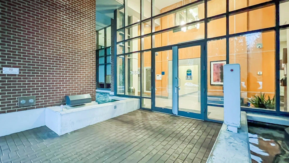 Office / Den Photo of 905 7088 18th Avenue, Burnaby, BC