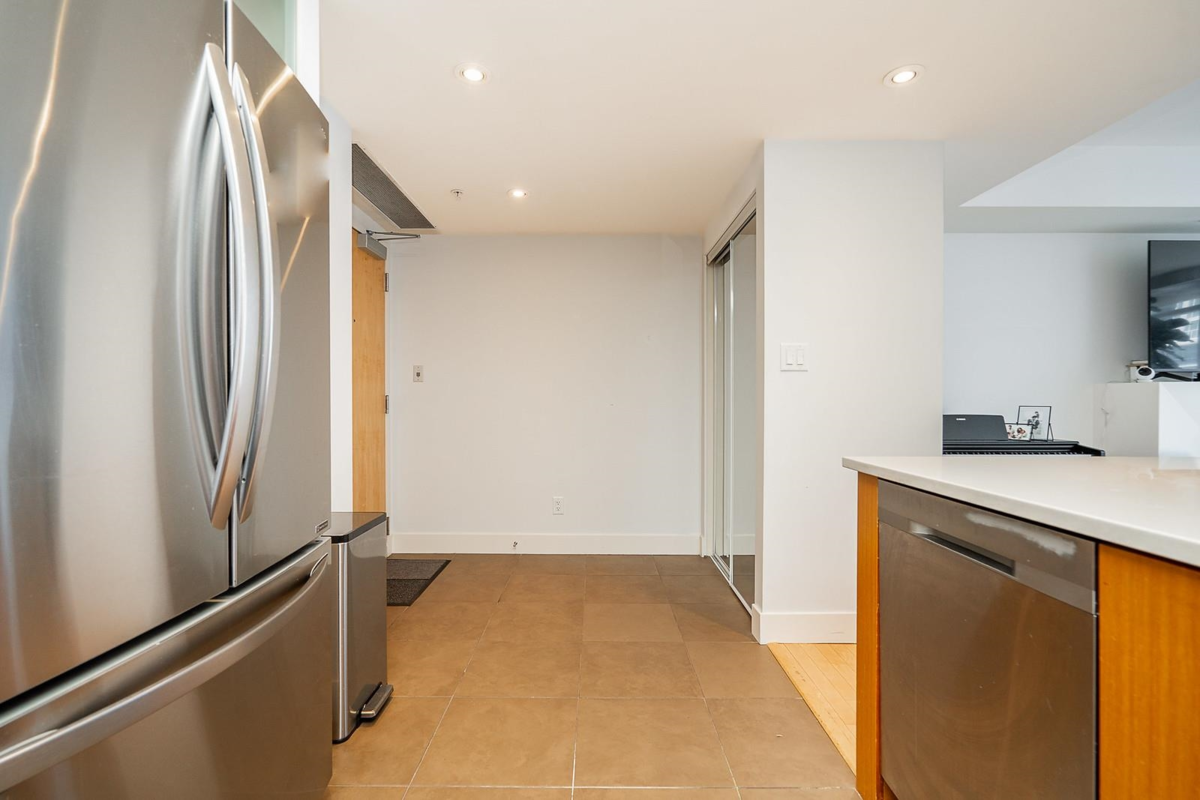 Bedroom 4 Photo of 1904 1205 W Hastings Street, Vancouver, BC