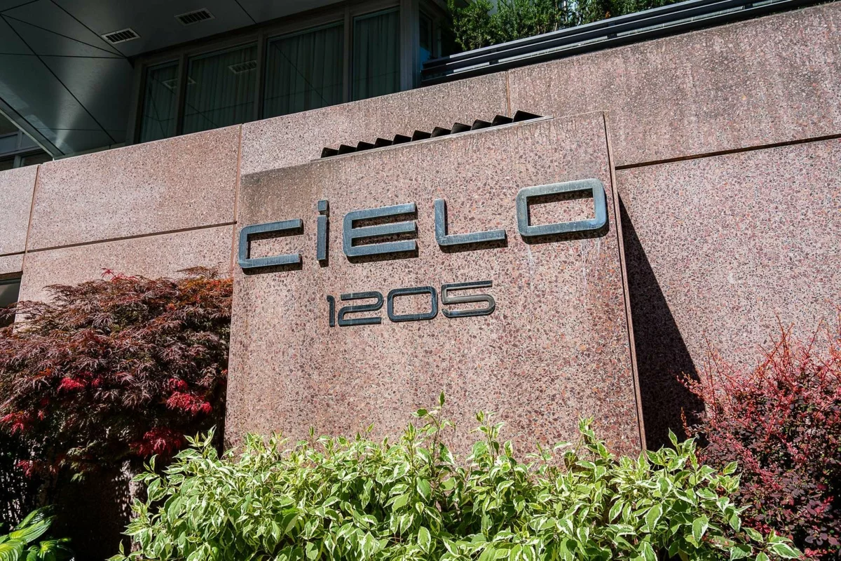 Garage Interior Photo of 1904 1205 W Hastings Street, Vancouver, BC