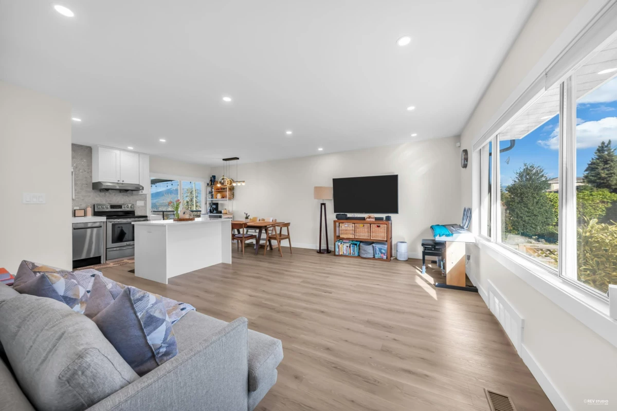 Pantry Photo of 7247 Barnet Road, Burnaby, BC