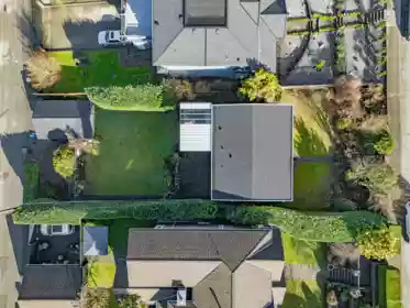 7247 Barnet Road, Burnaby, BC, Burnaby — Single Family Residence for sale