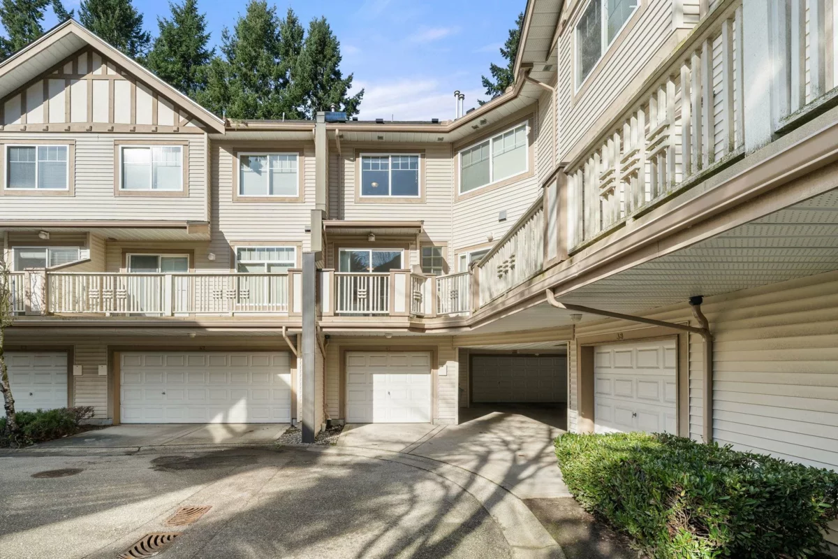 Fitness Center Photo Near 41 2678 King George Boulevard, Surrey, BC