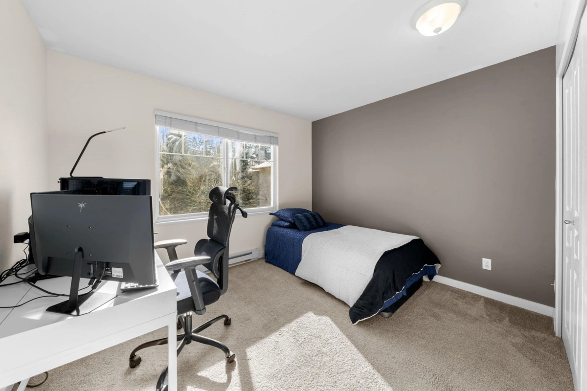 Mudroom Photo of 41 2678 King George Boulevard, Surrey, BC