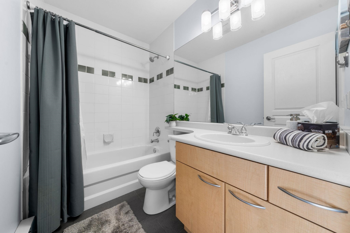 Staircase Photo of 41 2678 King George Boulevard, Surrey, BC