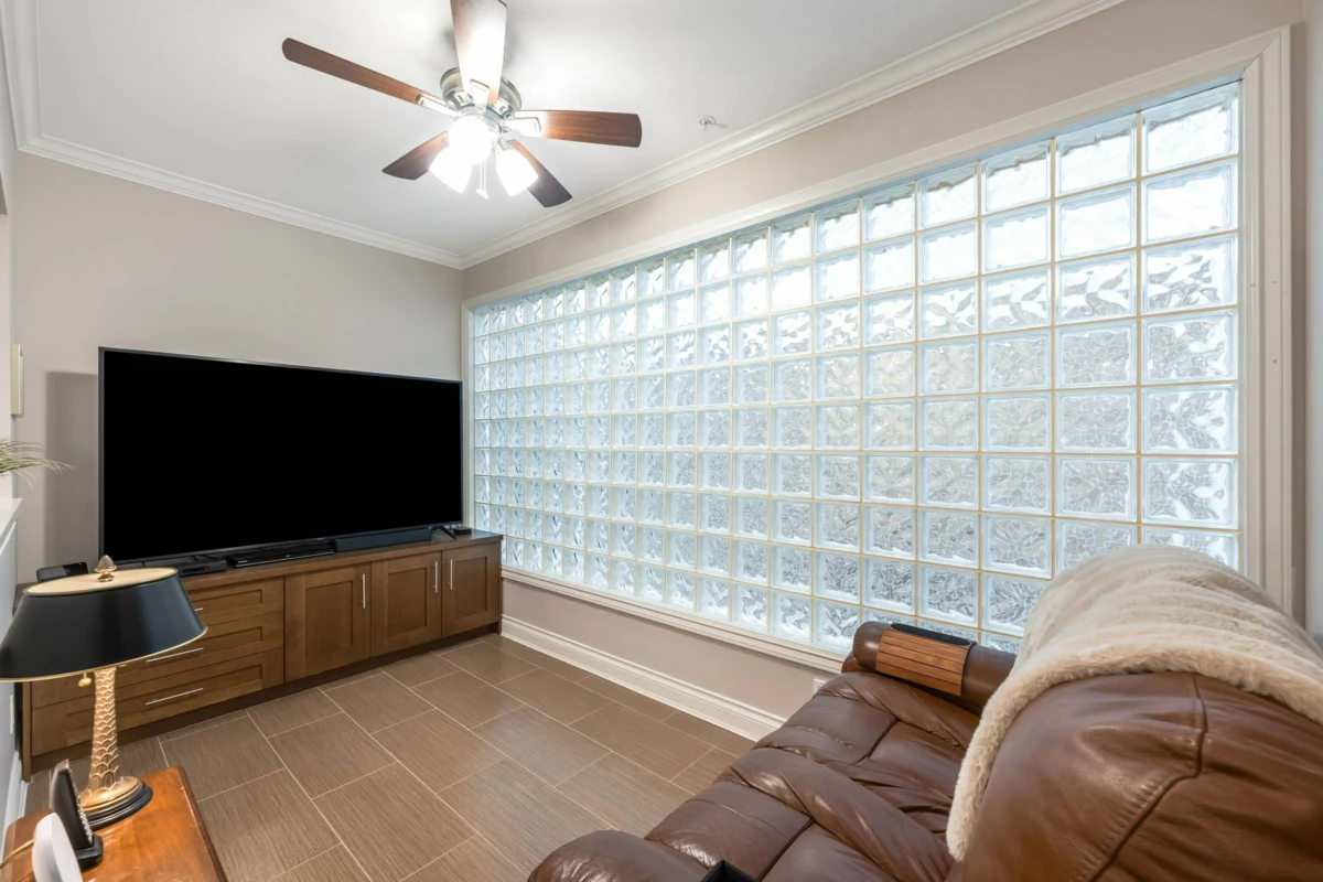 Guest Bathroom Photo of 306 15357 17a Avenue, Surrey, BC