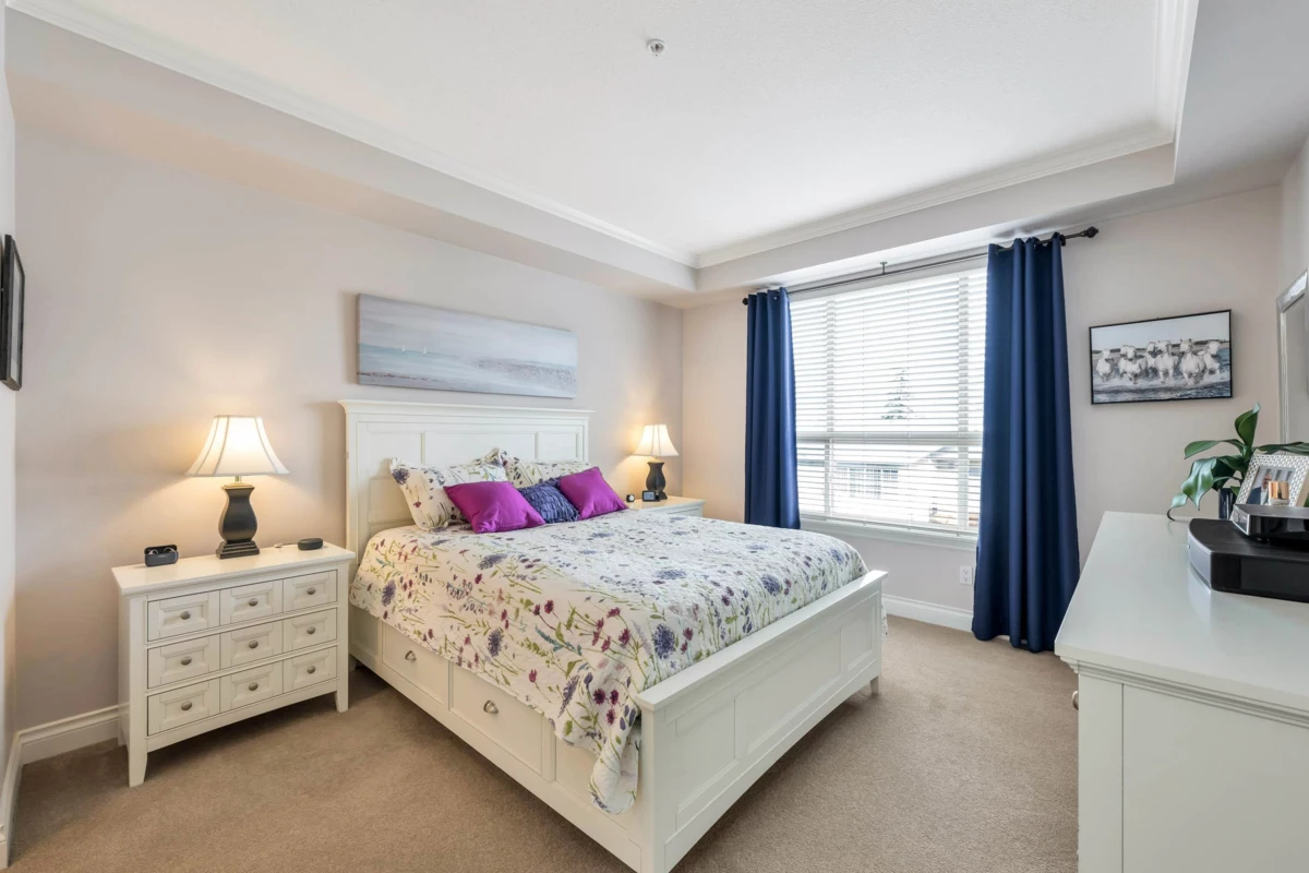 Office / Den Photo of 306 15357 17a Avenue, Surrey, BC