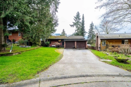 Garden / Landscaping Photo of 8363 Arbour Place, Delta, BC